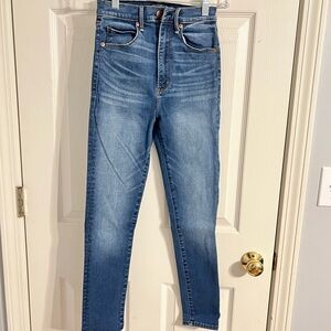 Abercrombie & Fitch Super High Waist Skinny Jeans